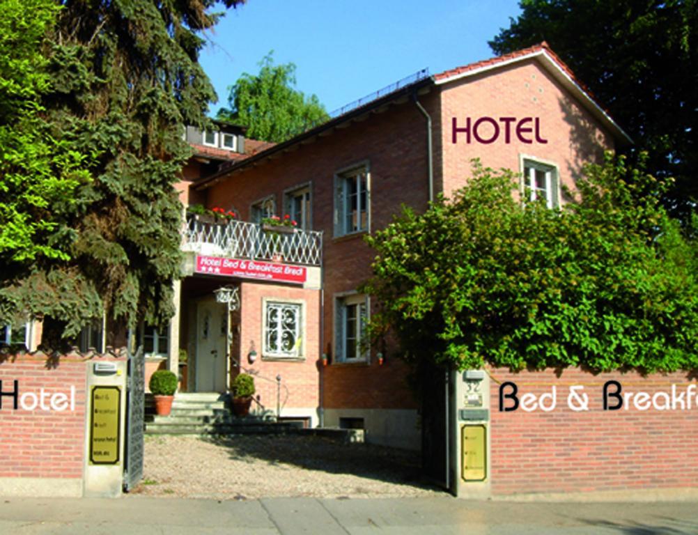 Hotel B&B Bredl In Der Villa Ballestrem Straubing Exterior photo
